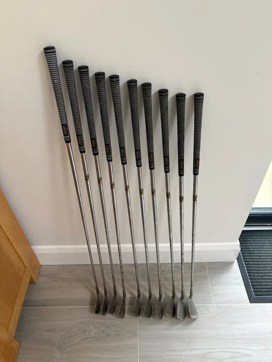 Fred Smyth irons - Image 3