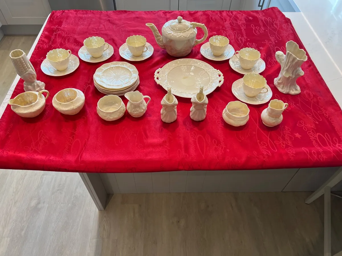 Beleek China Set With Green Shield Stamp - Image 1