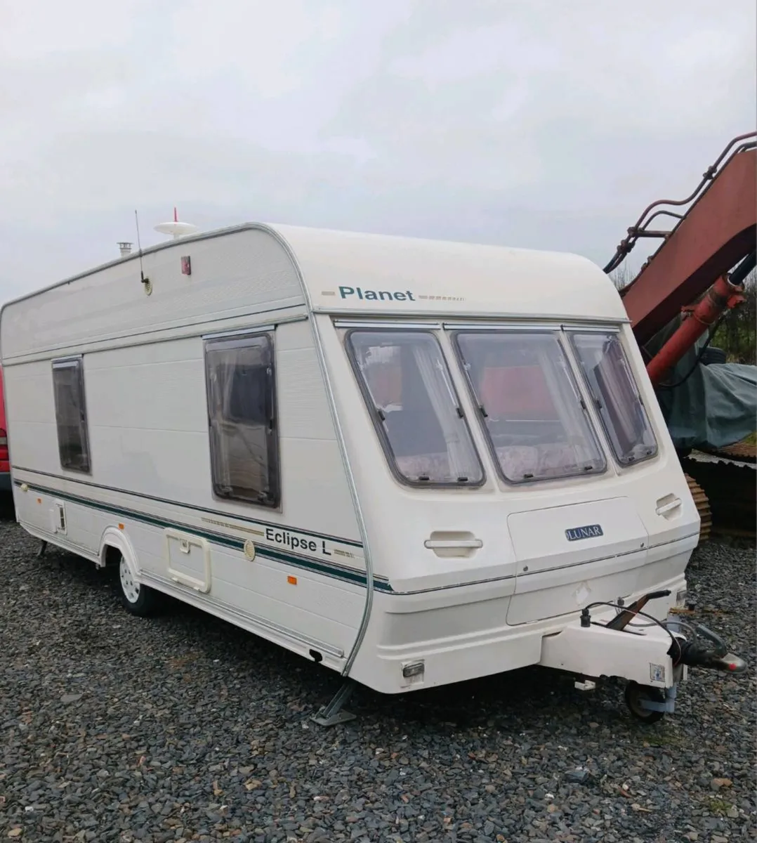 Lunar eclipse caravan 4/5 berth - Image 2