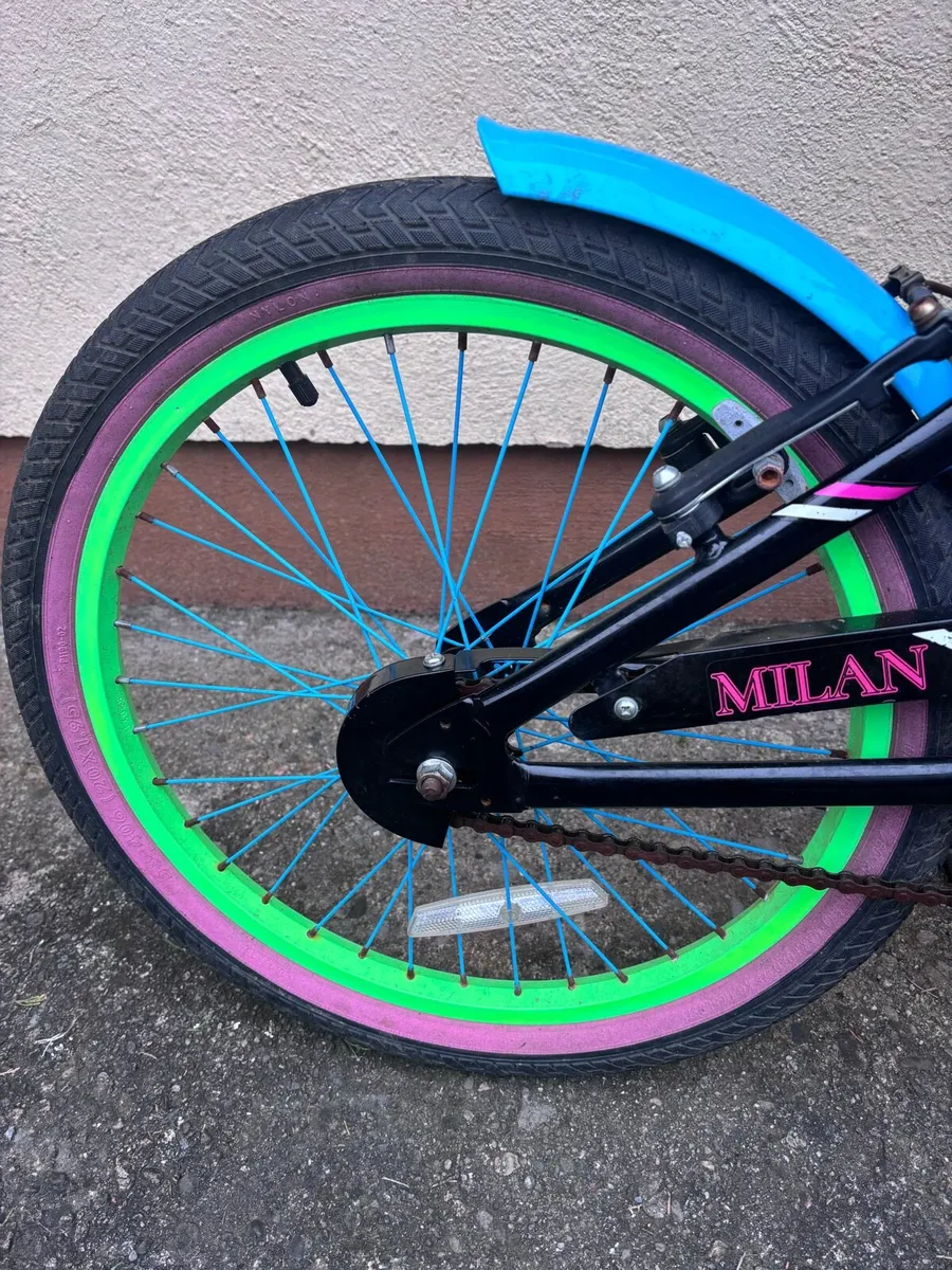 Girls 20” bicycle - Image 2