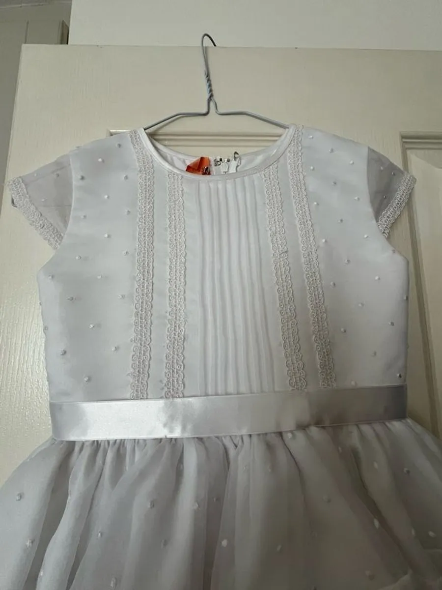 Communion dress - Image 3