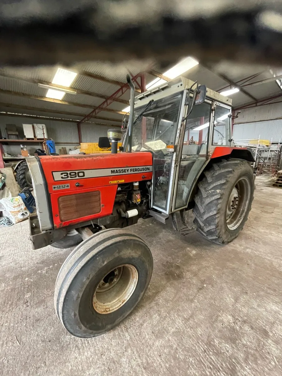 Massey Ferguson - Image 1