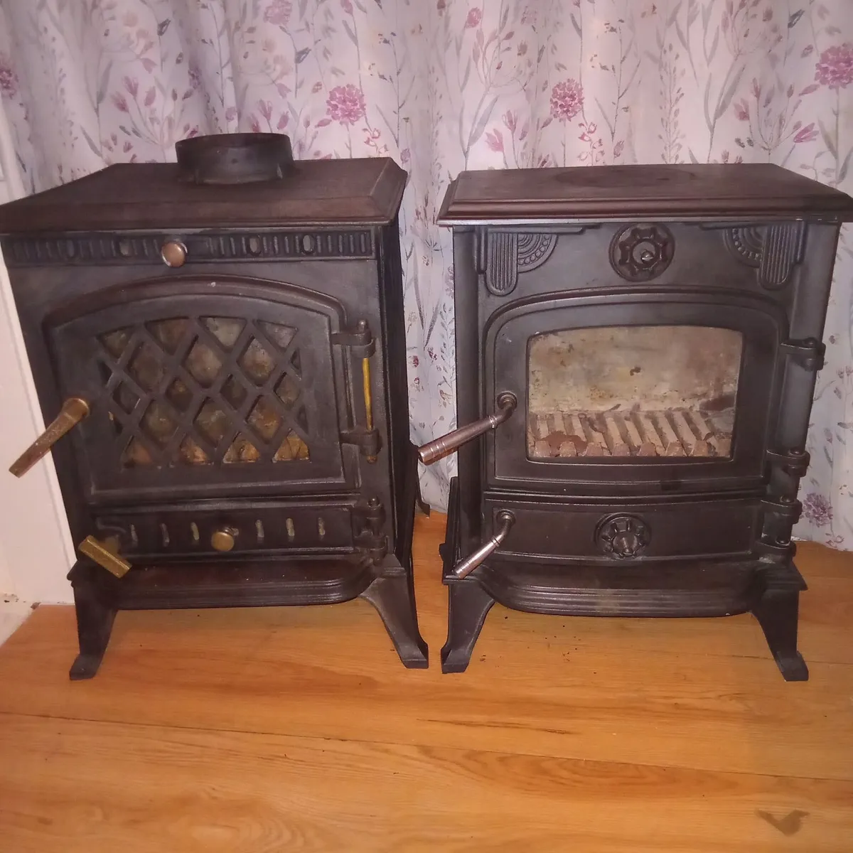 Two stoves - Image 1