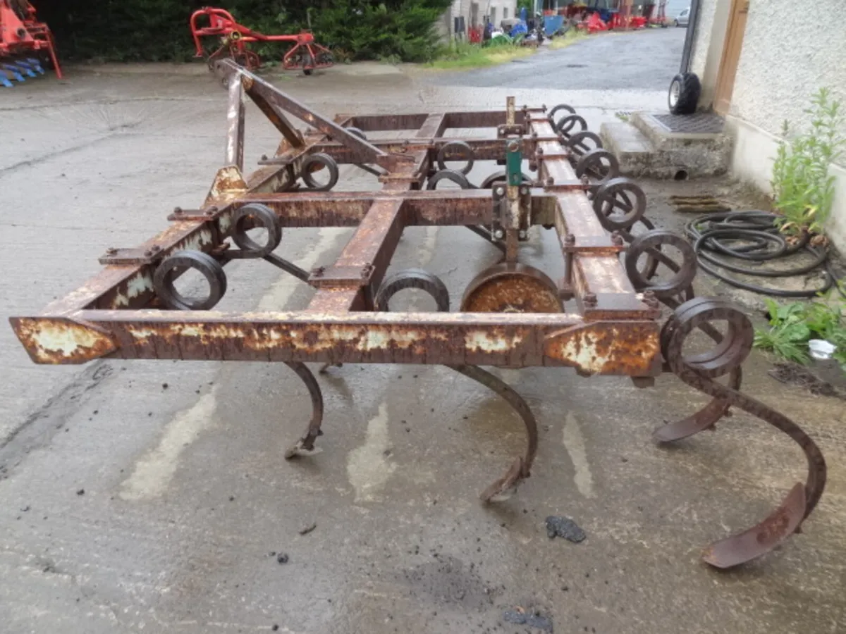 Pigtail Springtine Grubber - Image 3