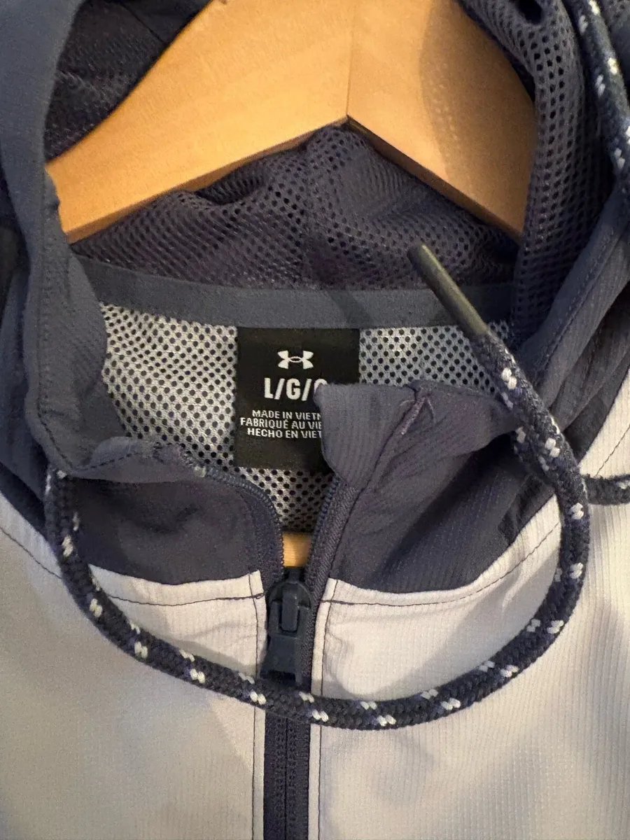 Under Armour jacket - Image 2