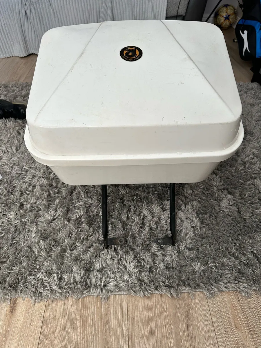 Honda c90 Cub Rickman box and Rack - Image 2