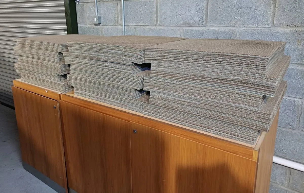 Carpet Tiles - Grade B - Image 3