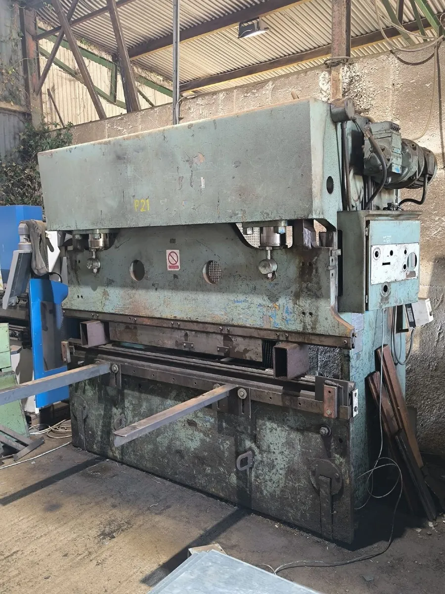 Press Break - Image 3