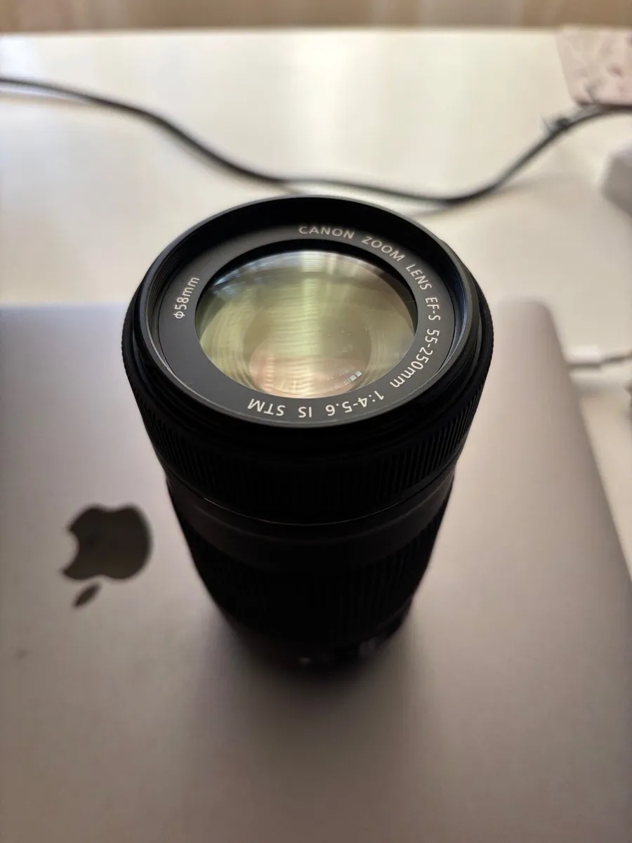 Canon EF-S 55-250mm + Canon EOS 100D - Image 1