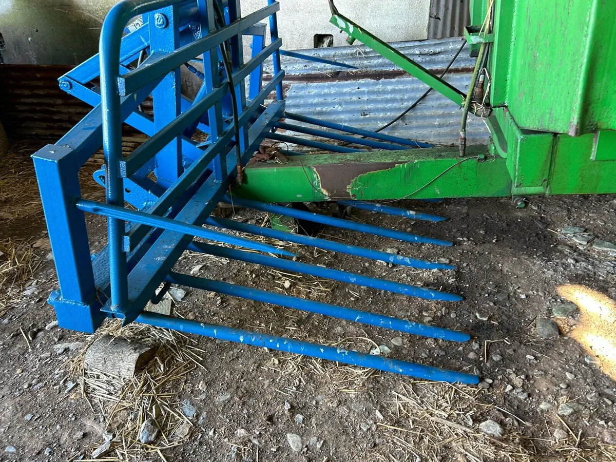 Donmac push off Buck rake - Image 2