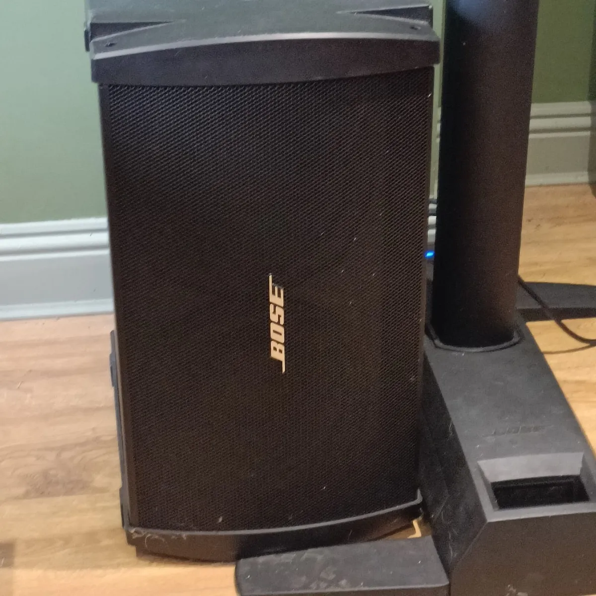 Bose L1 1S PA system with bass module - Image 4