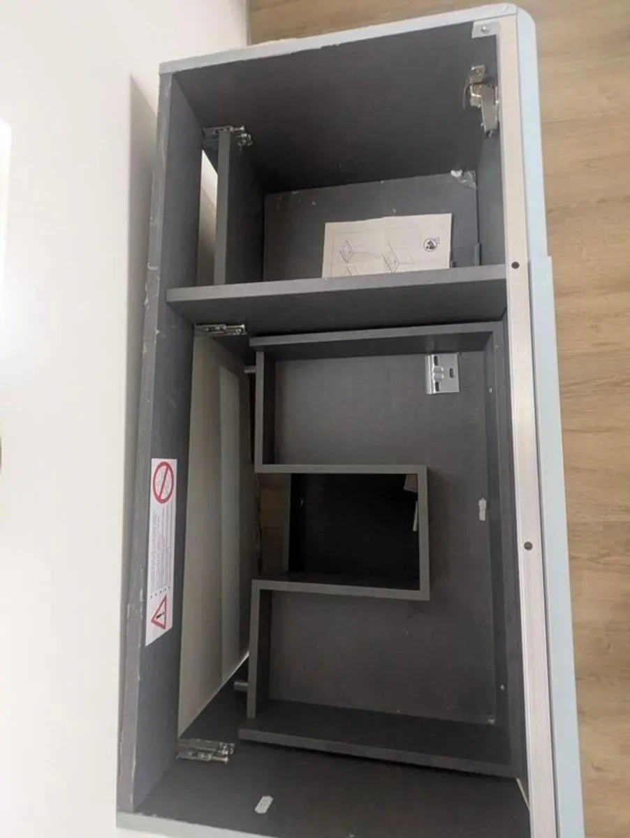 bathroom vanity - Image 3