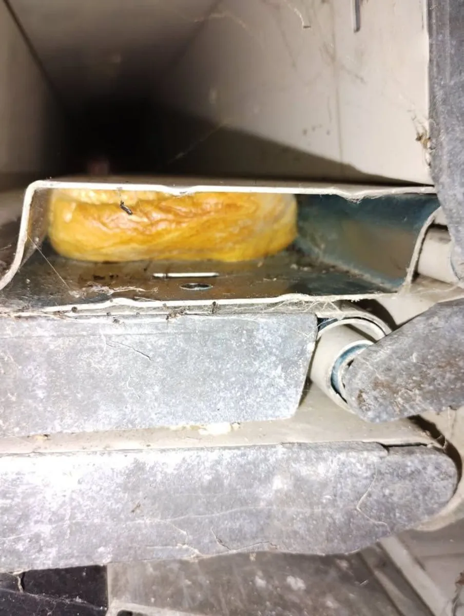 Insulated Roller Door 3.5m X 3.6-3.8m - Image 3