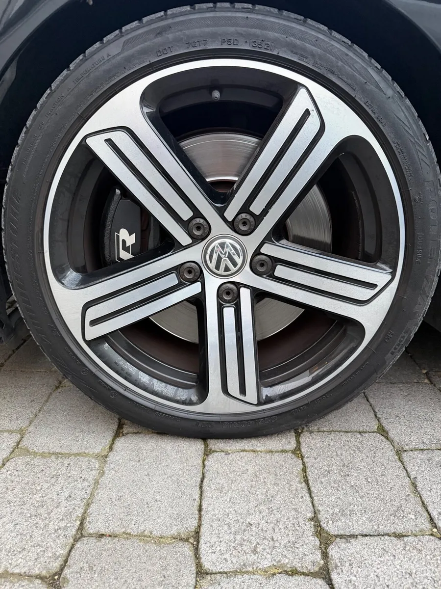 Golf R Genuine 18” Alloy Wheels