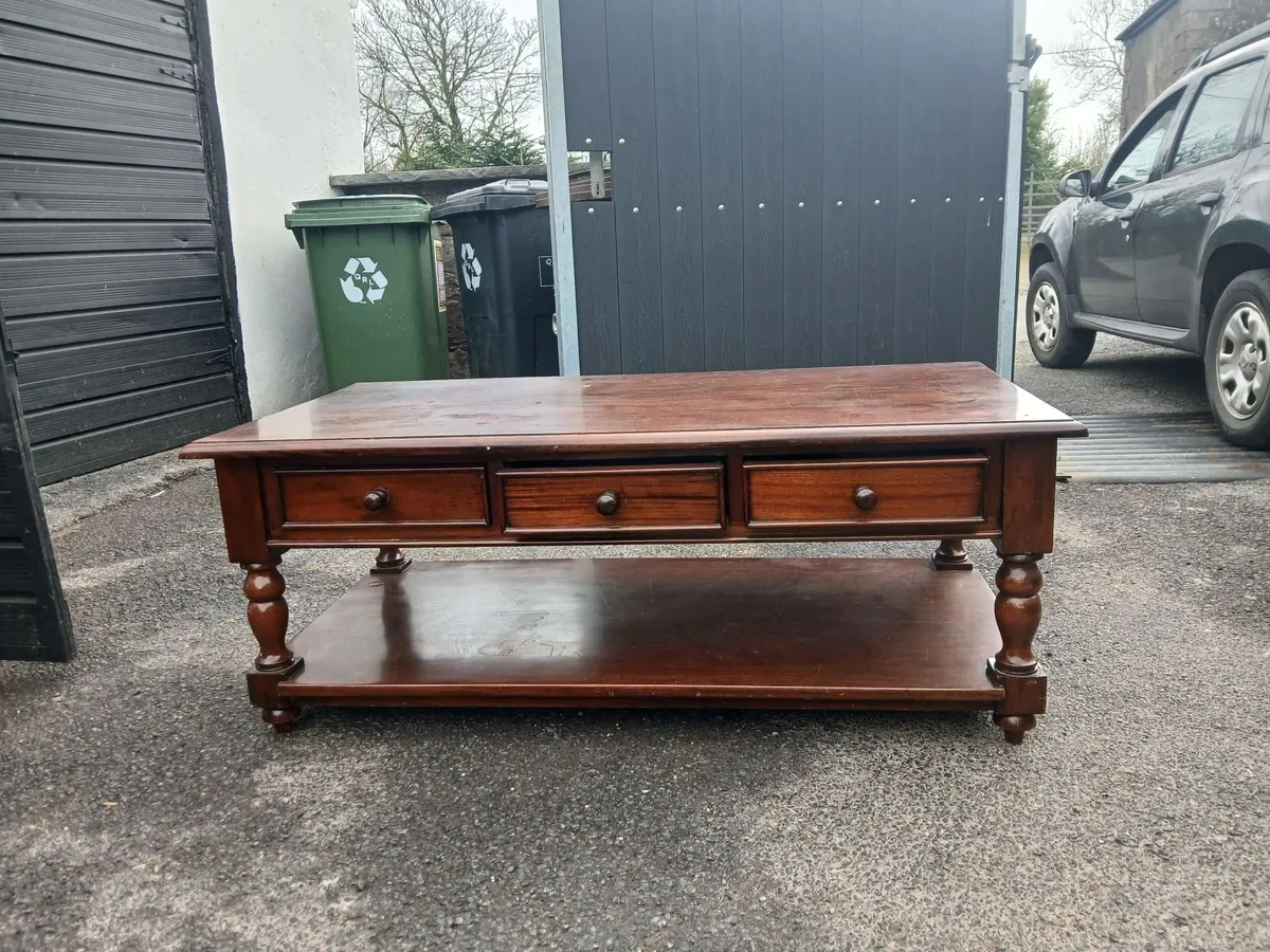 3 drawer coffee table - Image 1