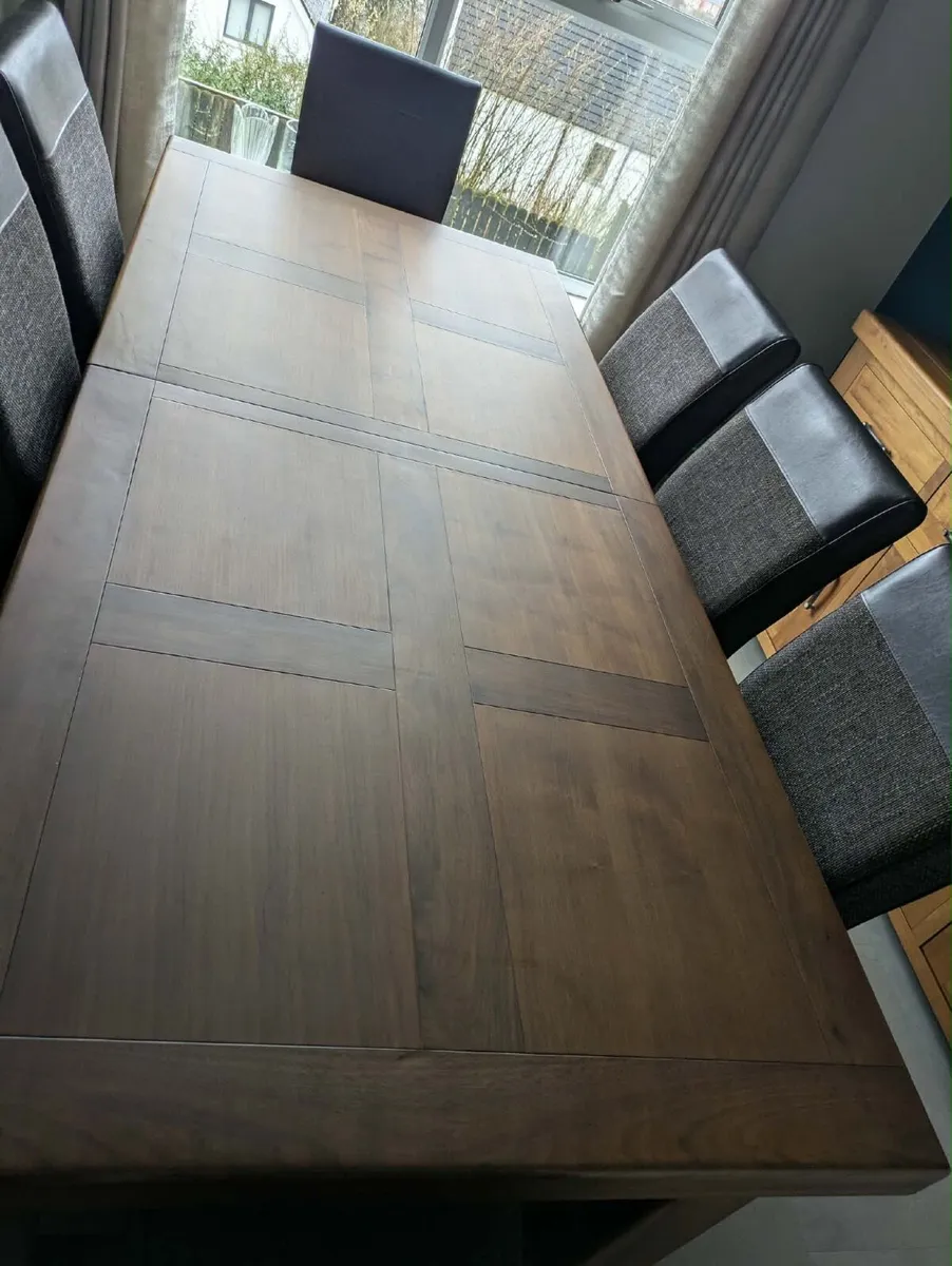 Large oak extendable dining table and 8 chairs - Image 2