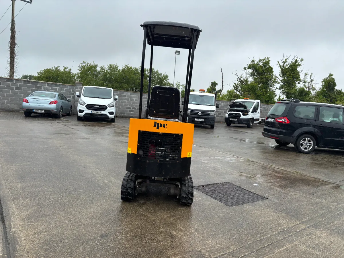 JPC... HT 12 MINI DIGGER... - Image 3