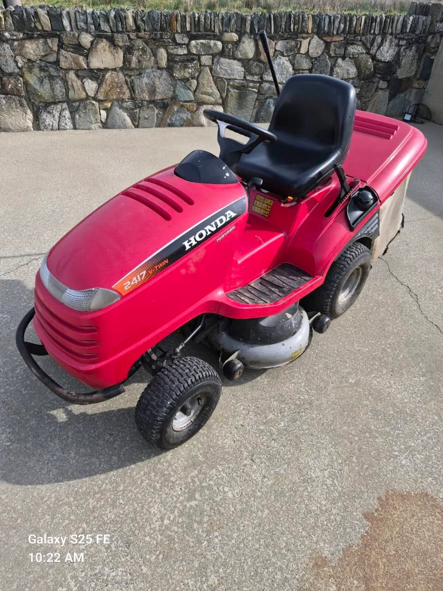 Honda 2417 hydrostatic - Image 2