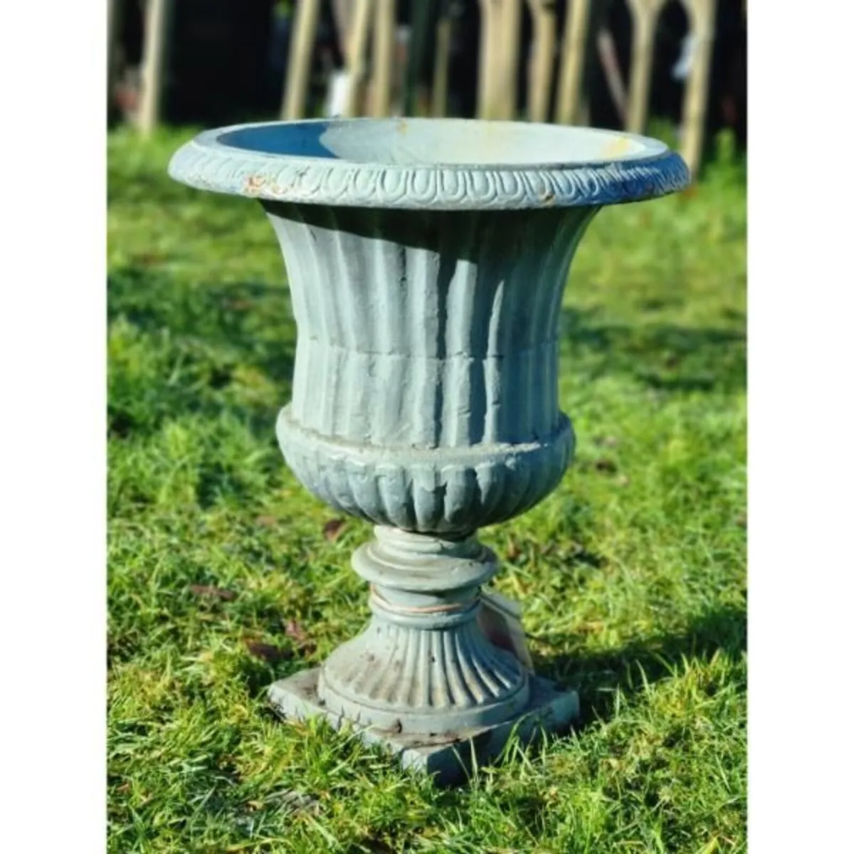 Urn 6 – D6571 - Image 1