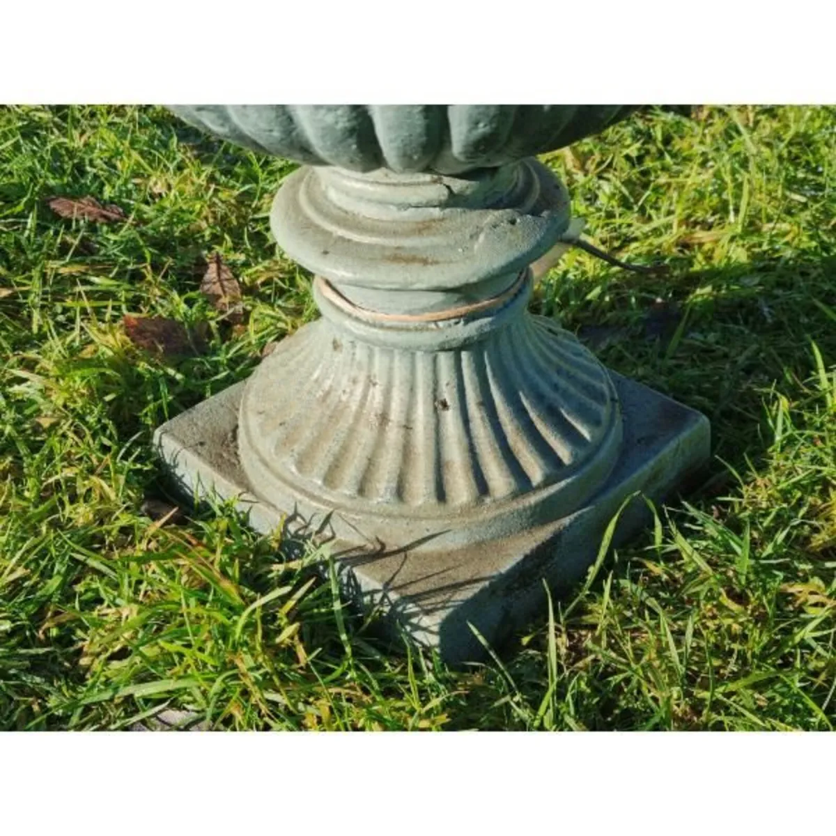 Urn 6 – D6571 - Image 2