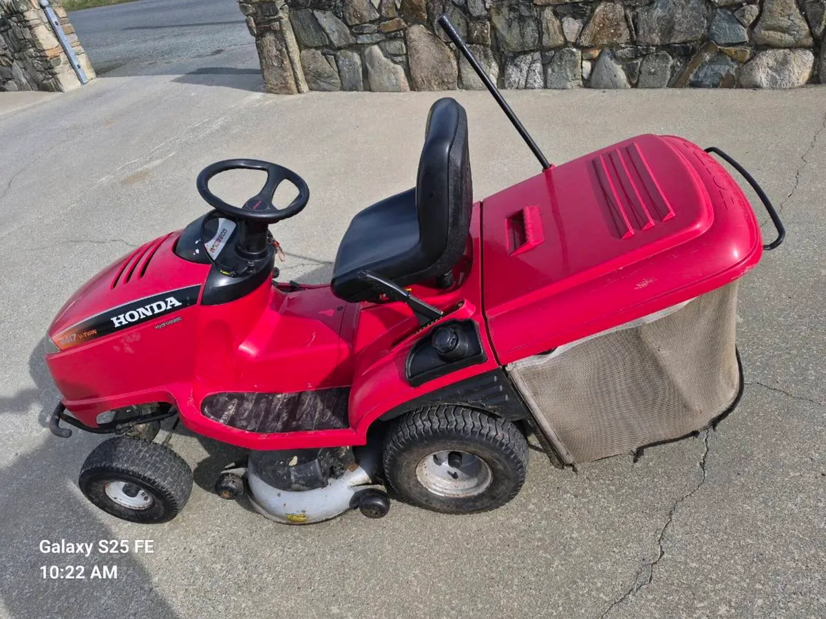 Honda 2417 hydrostatic - Image 3