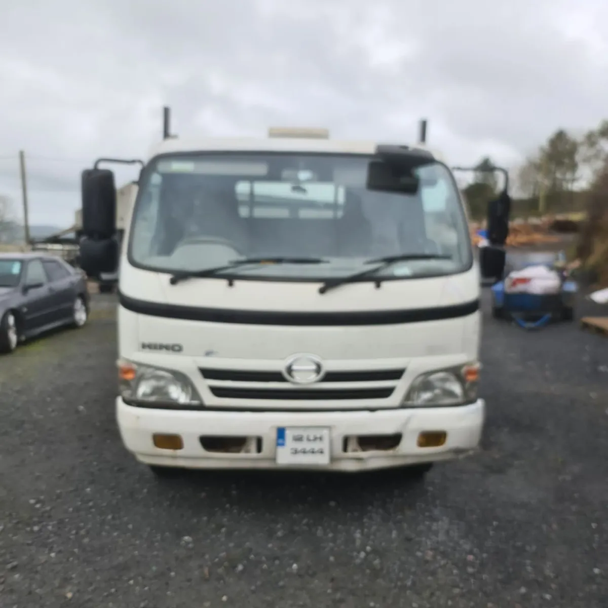 Hino  7.5 ton tipper - Image 3