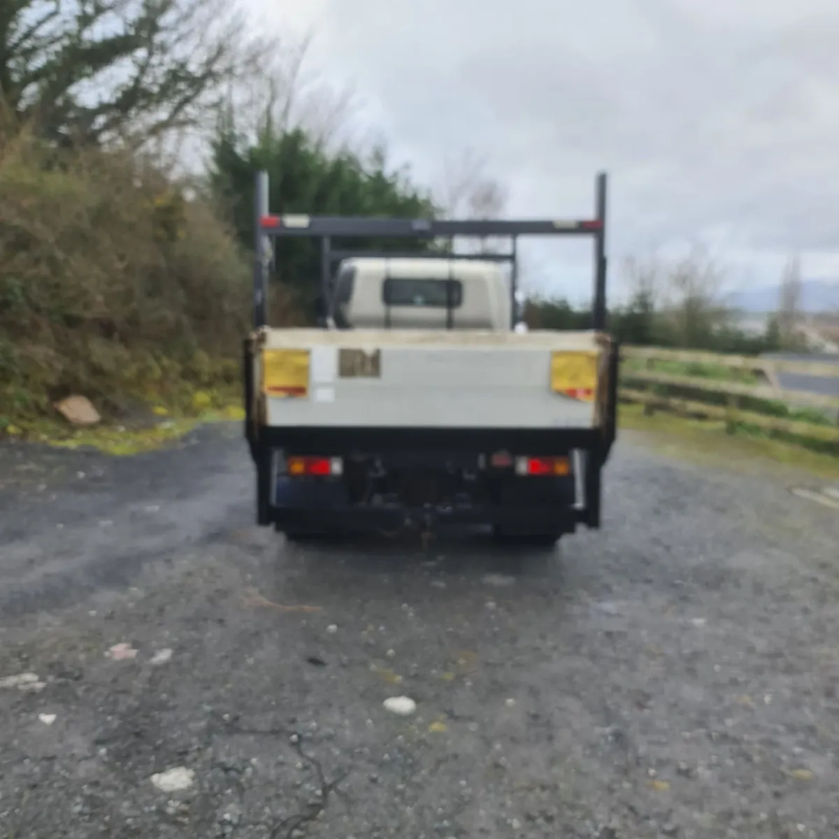 Hino  7.5 ton tipper - Image 4