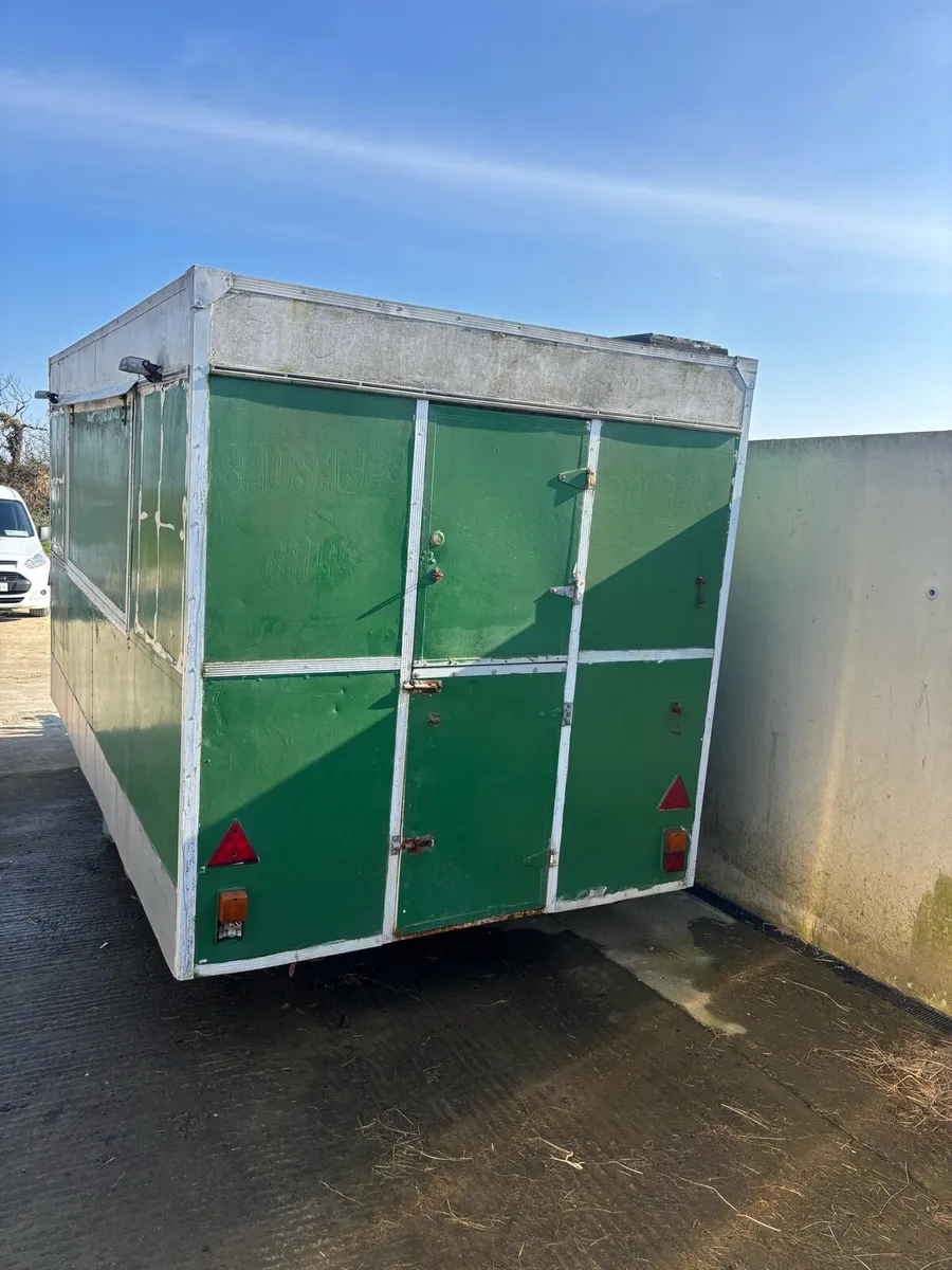 Catering Trailer/Chip Van - Image 4