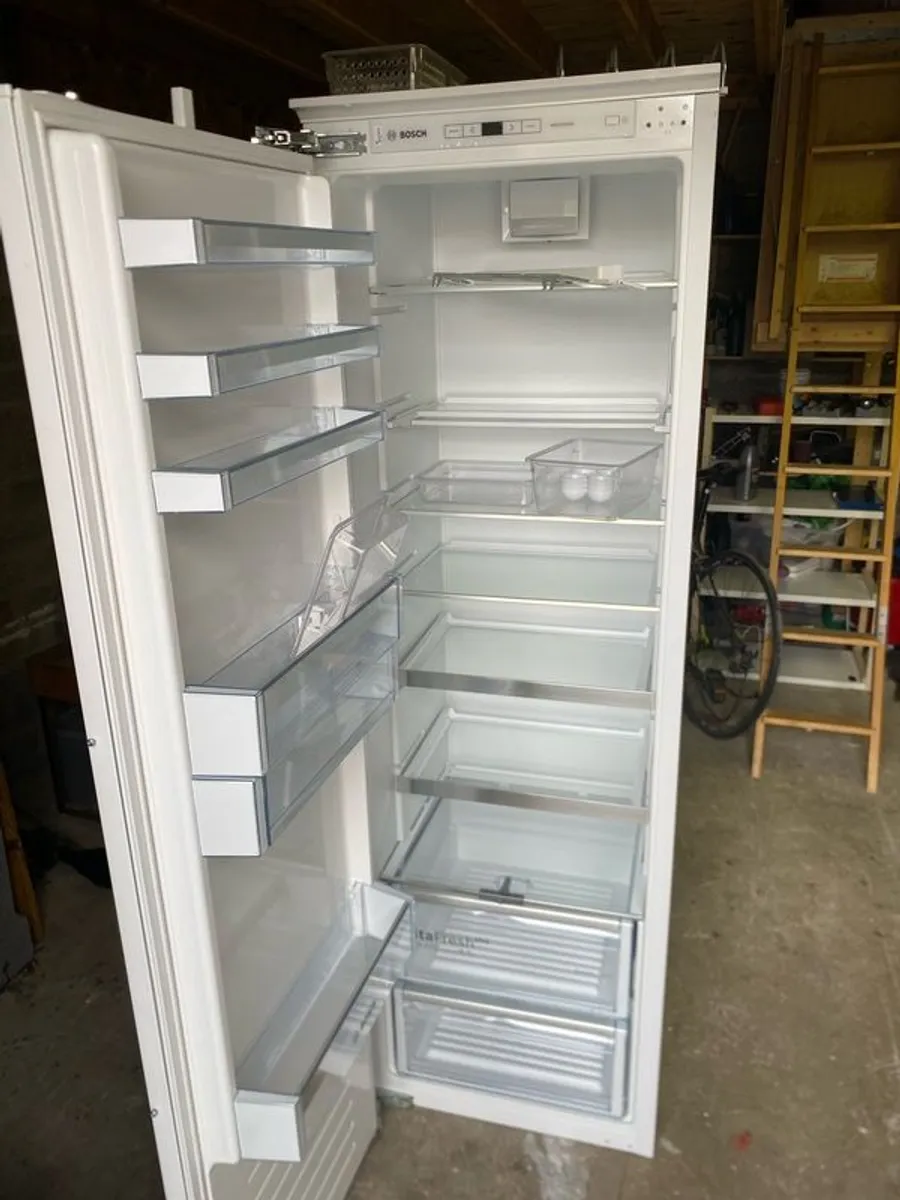Bosch Integrated Fridge - Image 2