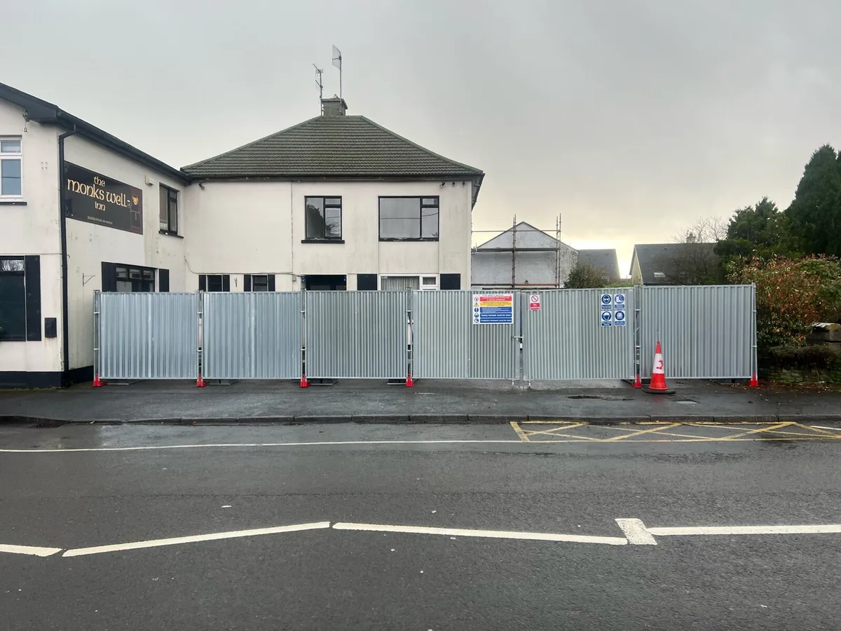 Site Fencing / Hoarding - Image 1