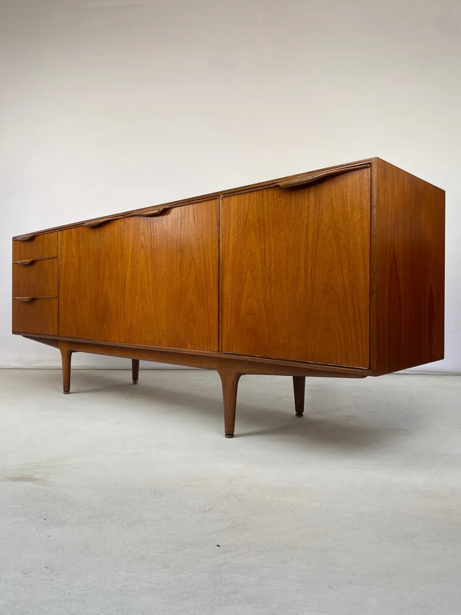 Mid Century McIntosh Mid Century Sideboard - Image 2