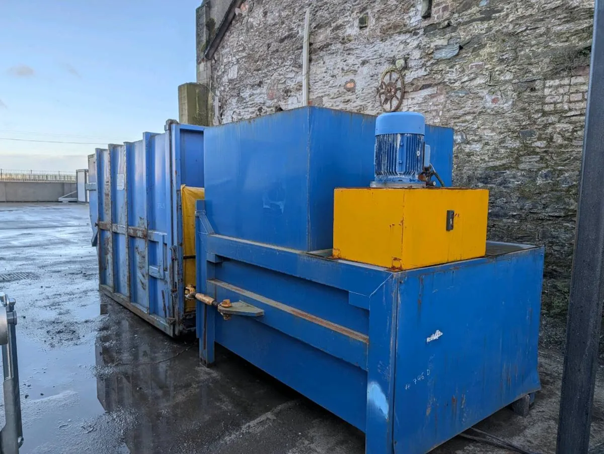 Compactor and Skips - Image 1