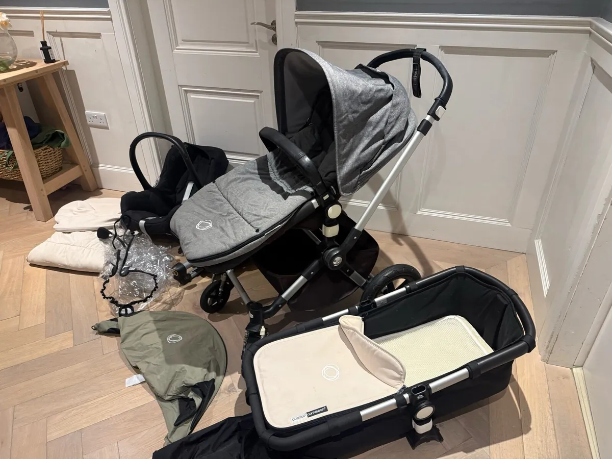 Bugaboo Cameleon3 Travel System plus extras - Image 3