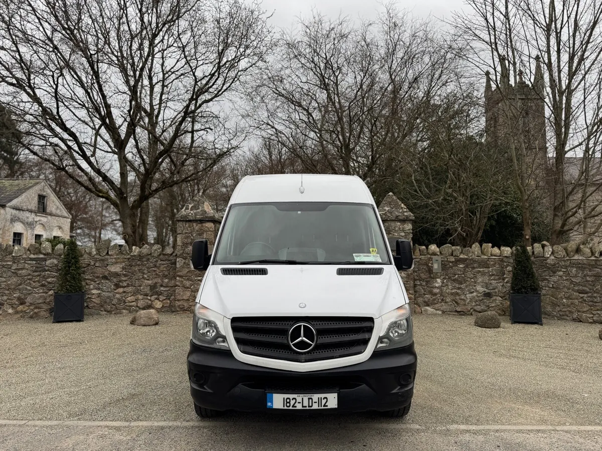 2018 Mercedes-Benz Sprinter MWB DOE 28/03/2027 - Image 2