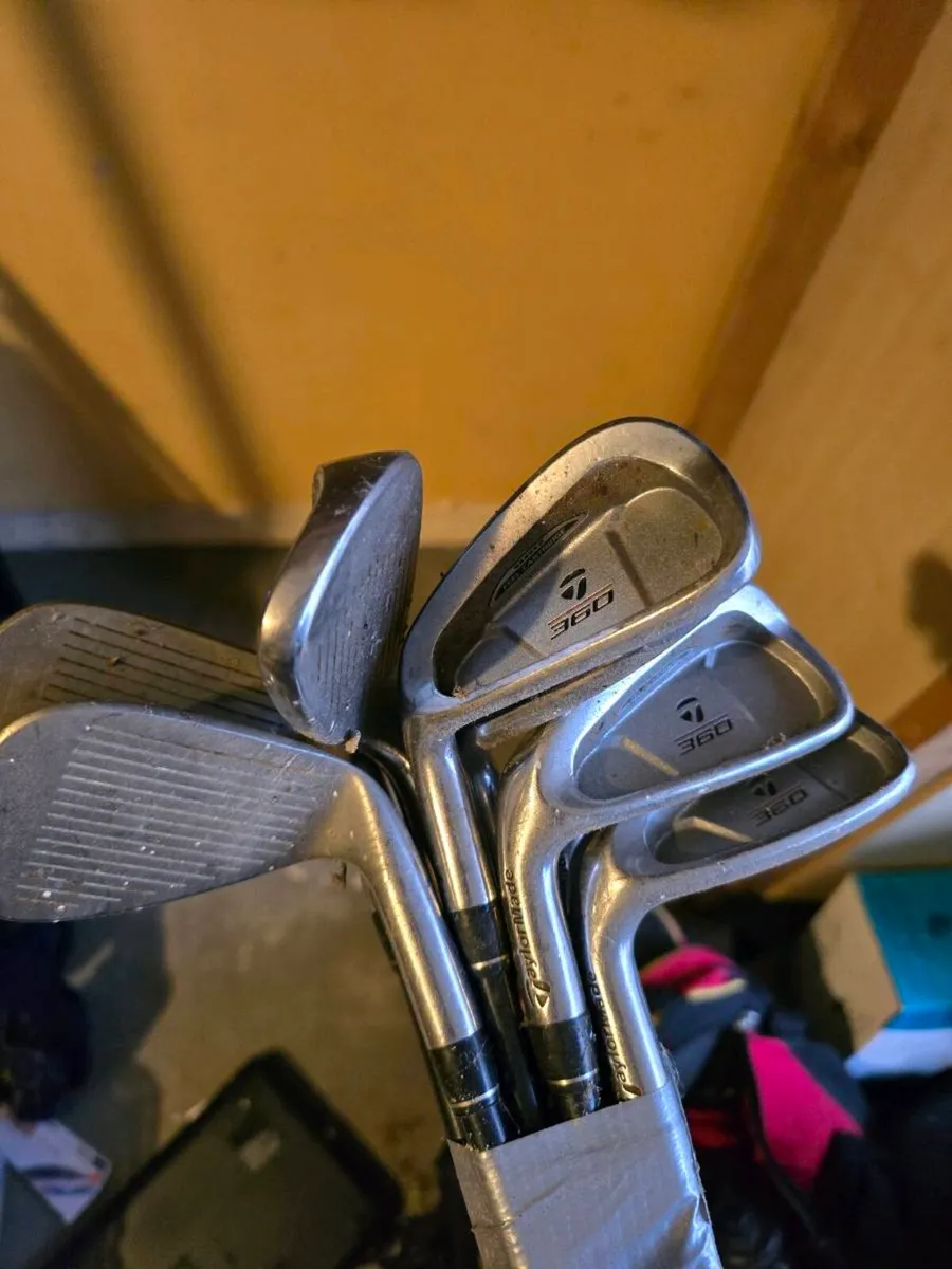 Taylormade 360 Irons Left Hand - Image 1
