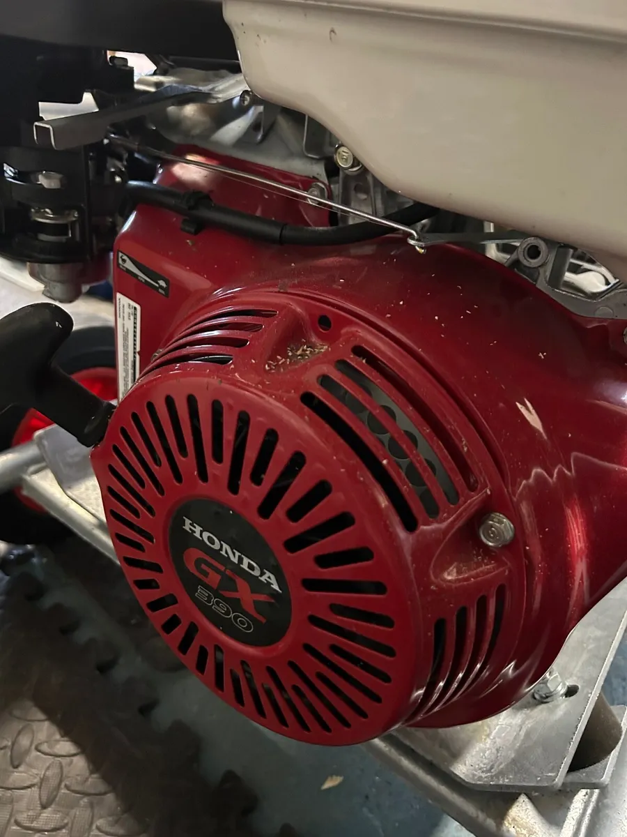 Power washer - Image 1