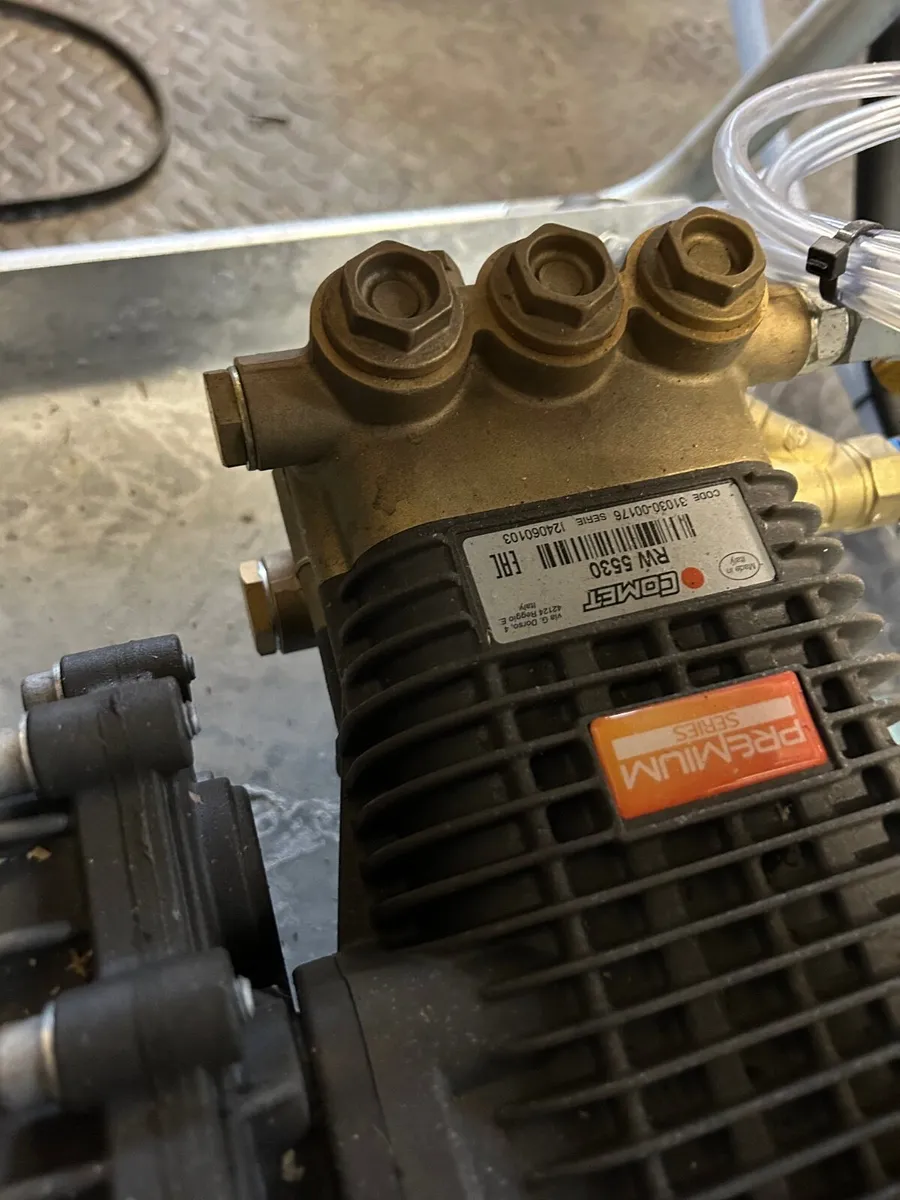 Power washer - Image 2