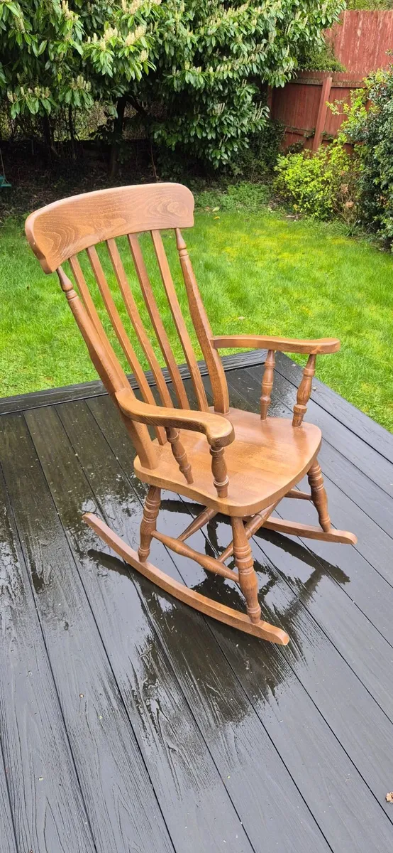 Very sturdy rocking chair excellent condition - Image 1