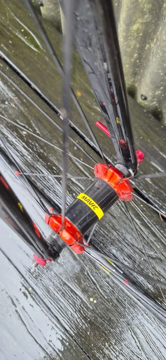 Canyon ultimate racing bike - Image 4