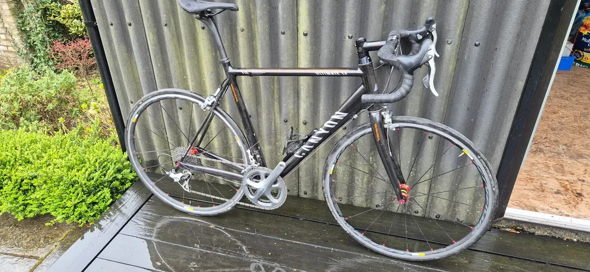 Canyon ultimate racing bike - Image 1