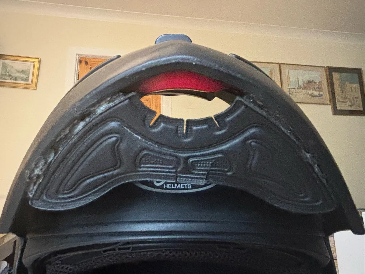 Premier flip motorcycle helmet - Image 3