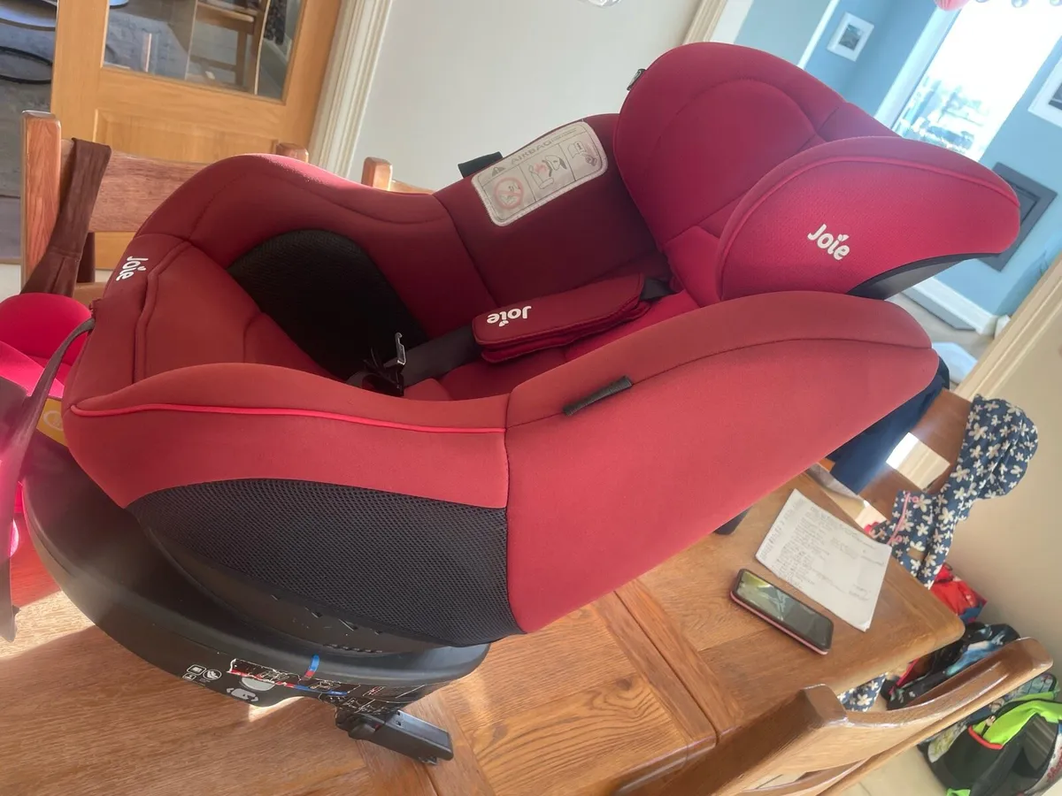 Children’s car seats - Image 1