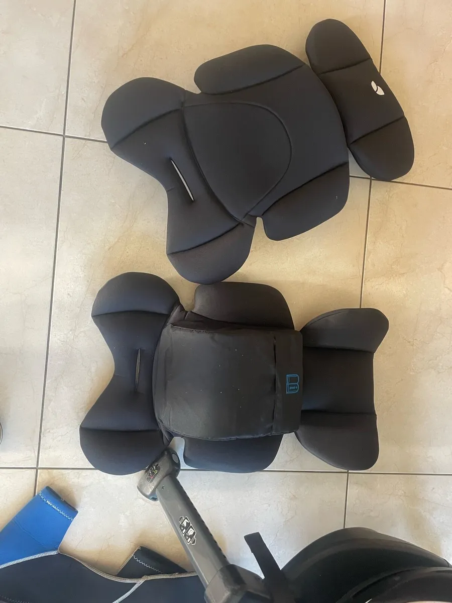 Children’s car seats - Image 3