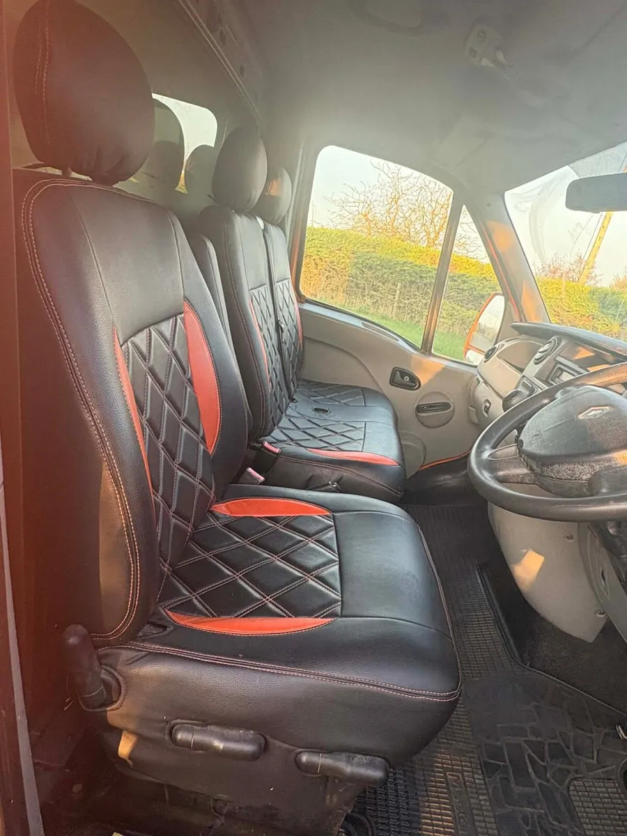 NI  Year 2008  Horse lorry - Image 4