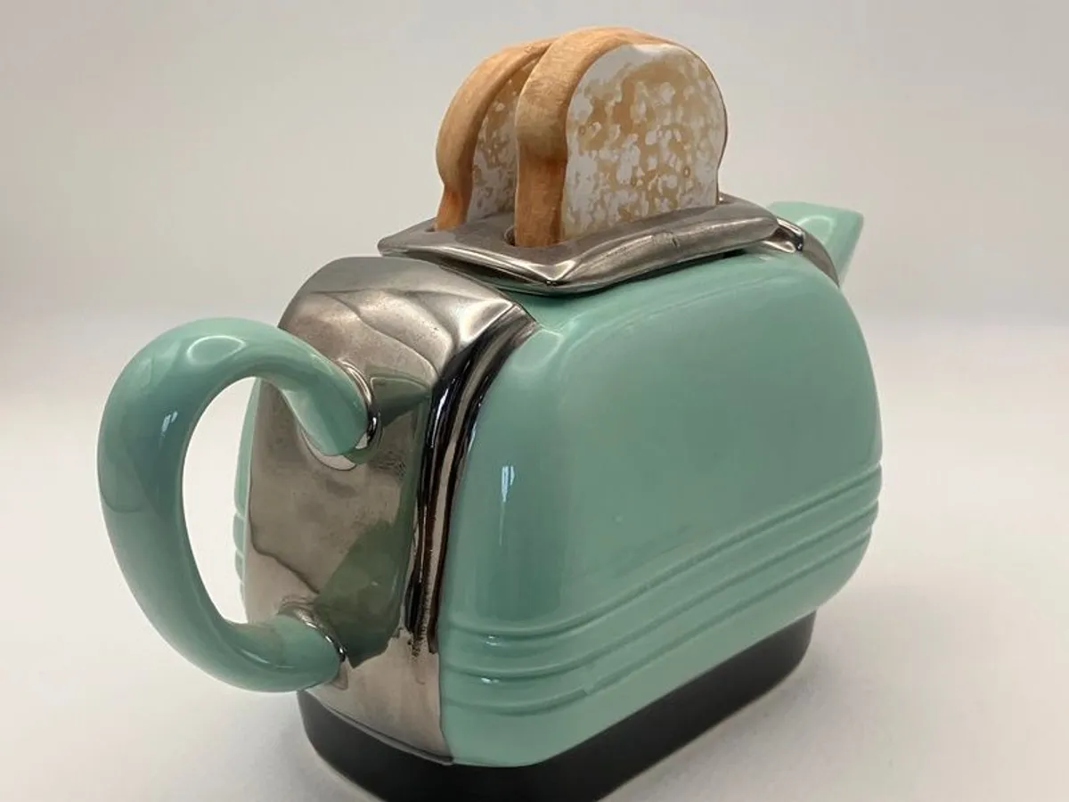 Novelty Toaster teapot - Image 2