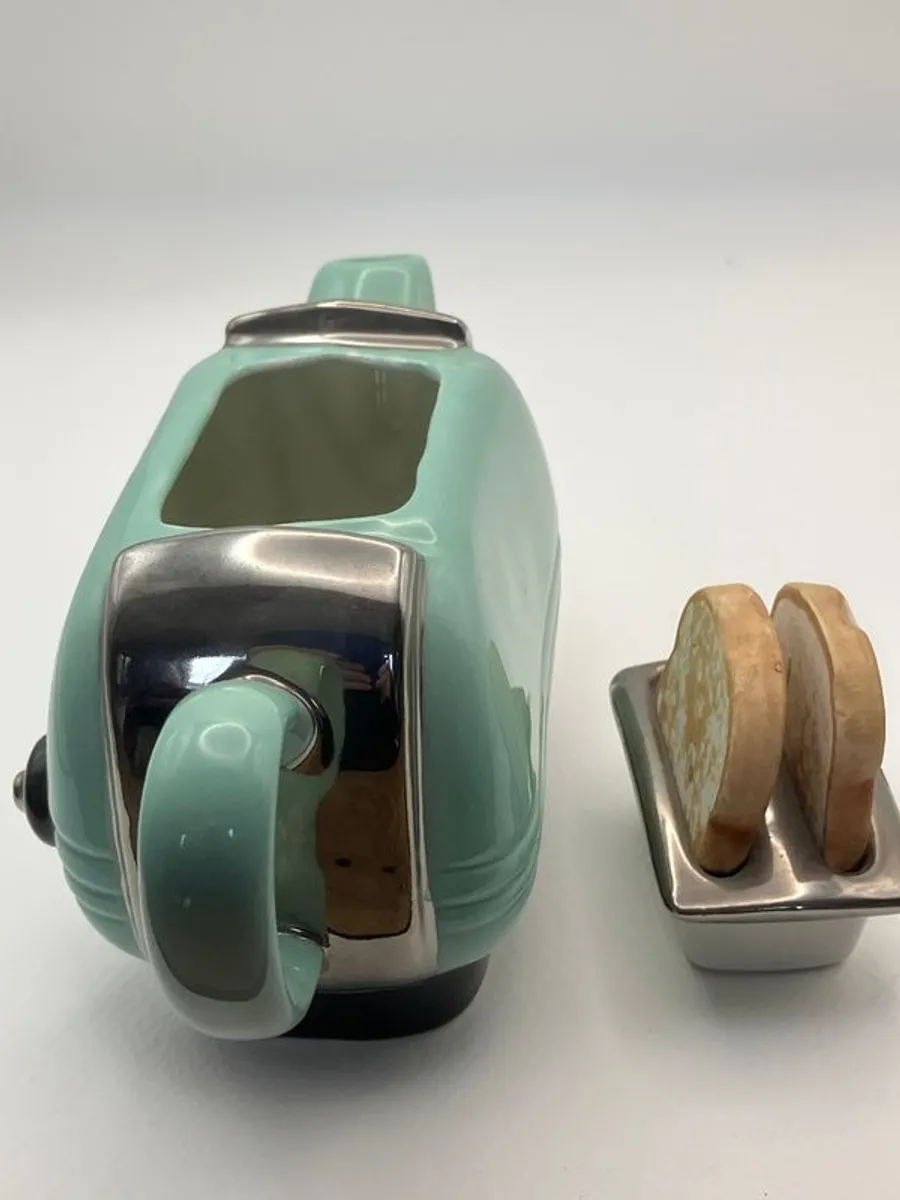Novelty Toaster teapot - Image 4