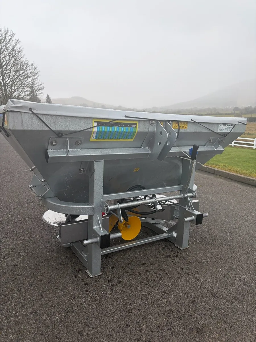 New twin disc spreader - Image 2