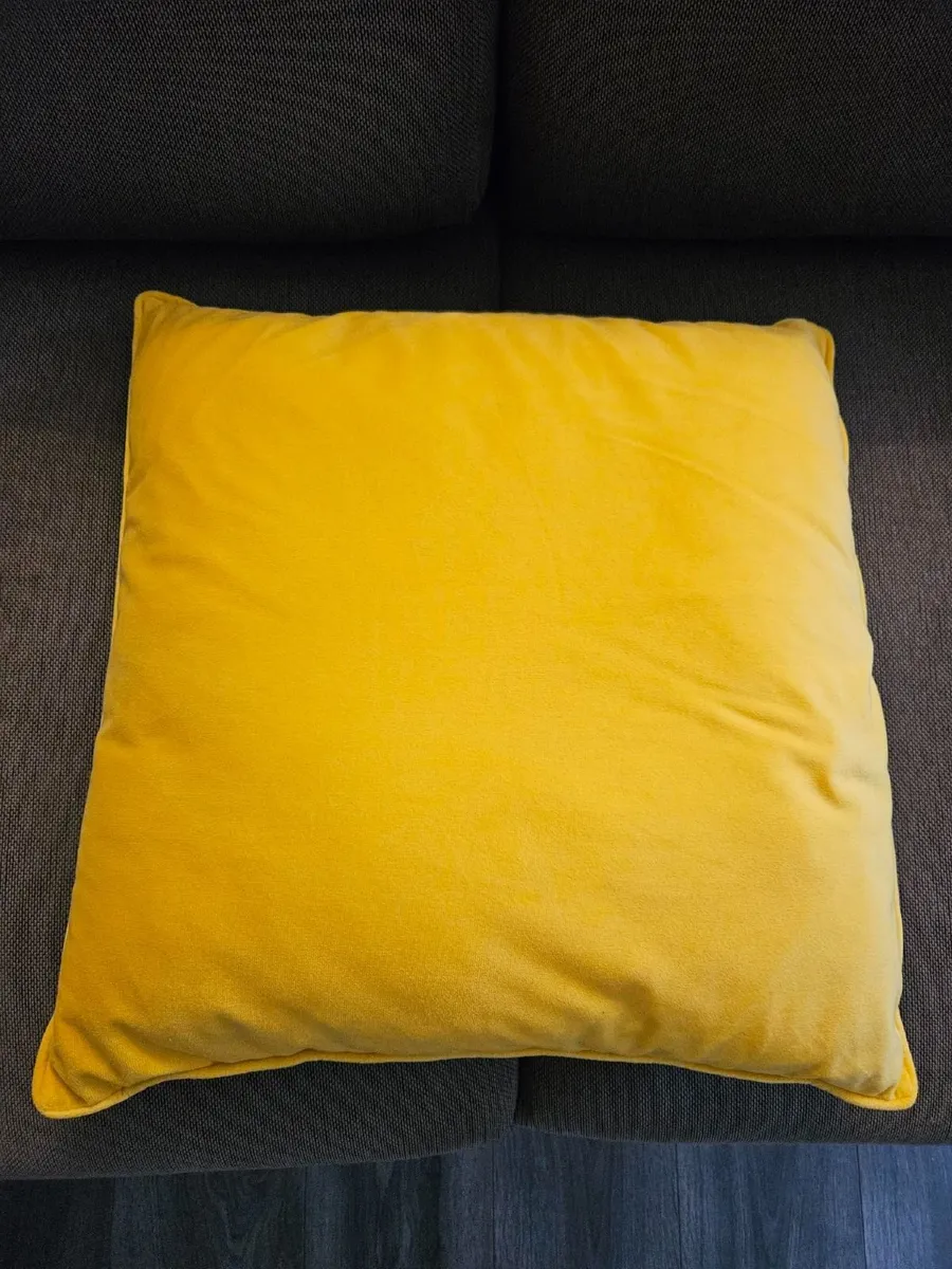 Cushions - Image 2