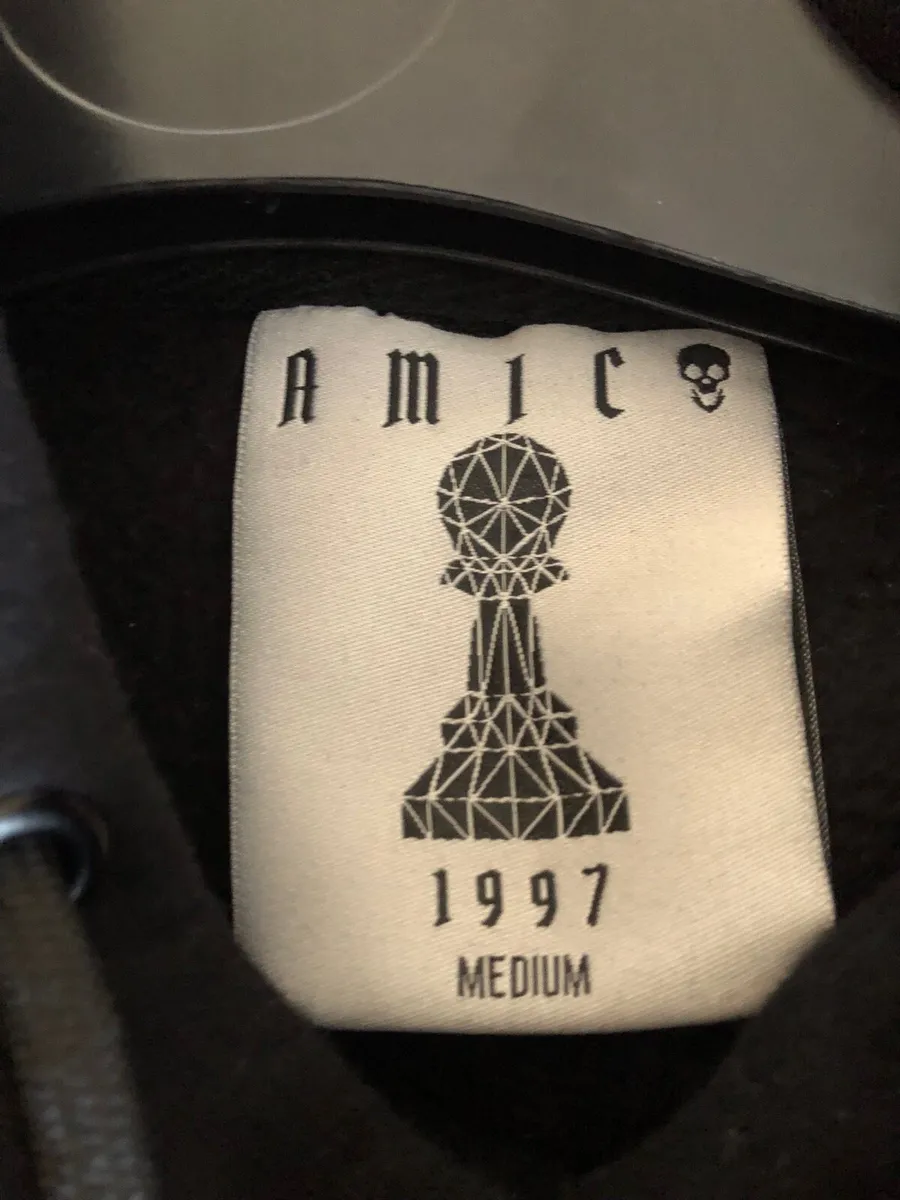Mens Amico hoodie size M €40 like new - Image 3