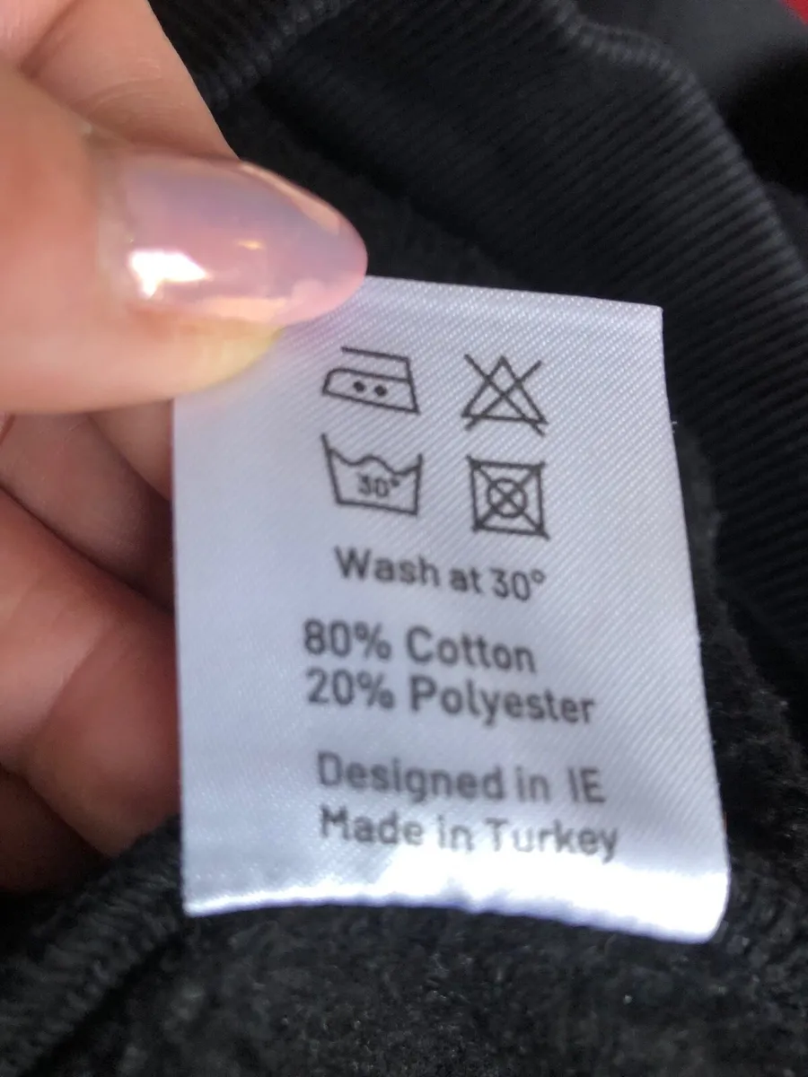 Mens Amico hoodie size - Image 4